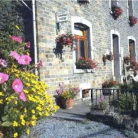 Les Vieilles Pierres Bed & Breakfast Comblain-au-Pont Cameră foto